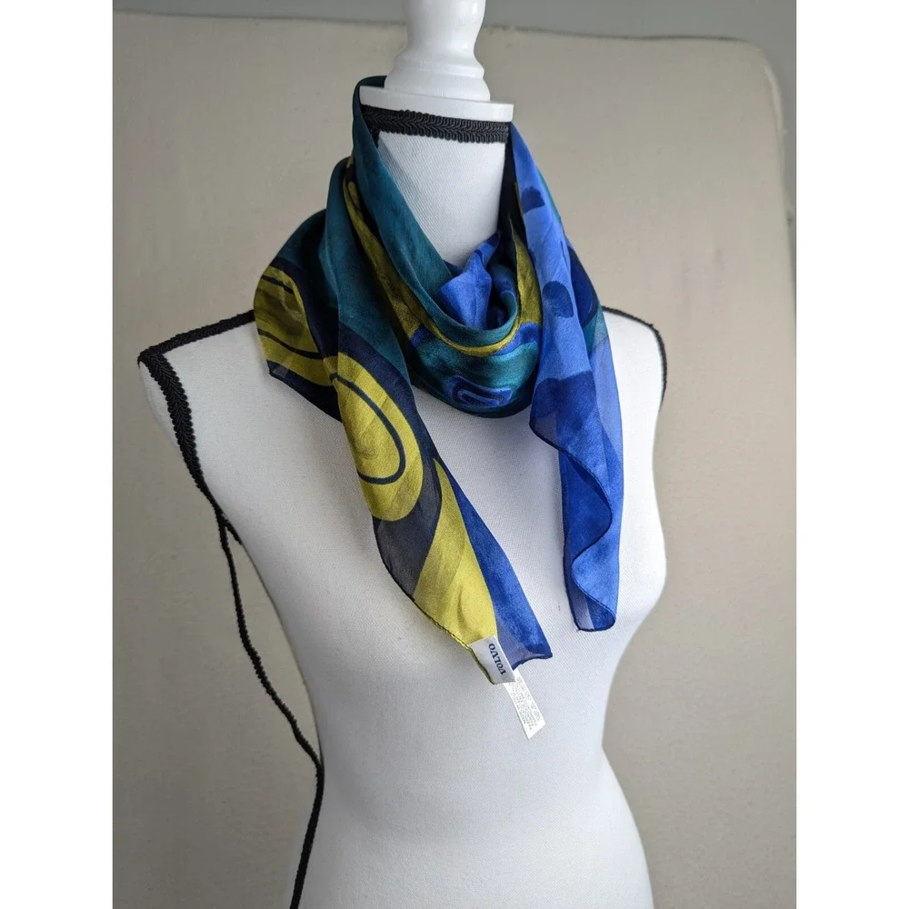 Volvo Scarf Poly Made In‎ Italy Blue Yellow Square 33x35 Artsy Geometric